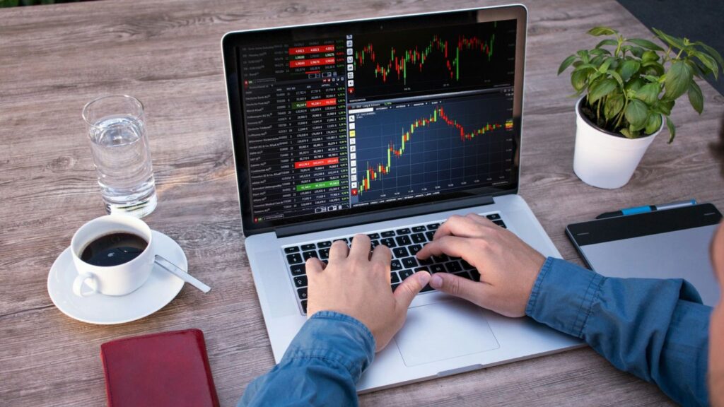 Difference between binary options and Forex
